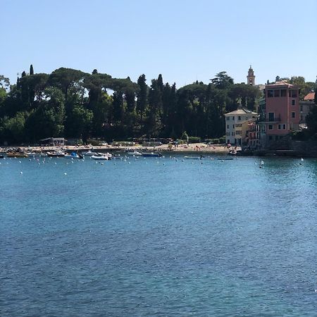 La Casa Di Gio Golf Tennis E Parcheggio Privato Rapallo Bagian luar foto